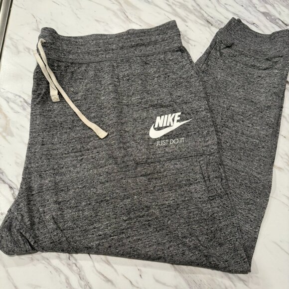 Nike heathered grey joggers - Picture 1 of 2